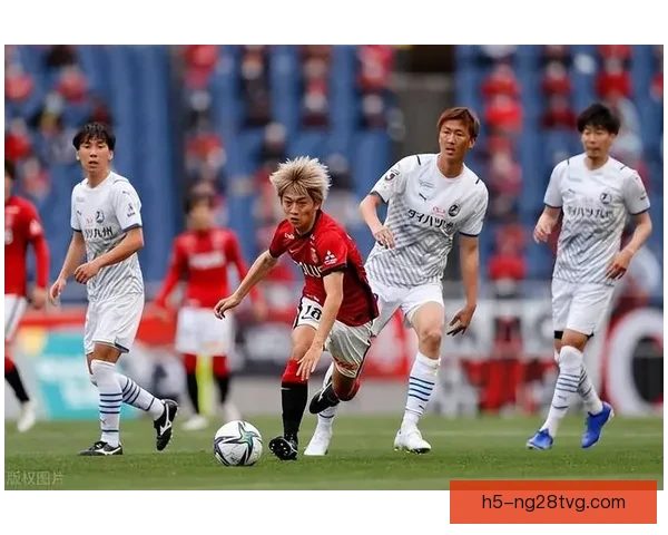 东京绿茵逆转柏队小泉福田爆发
